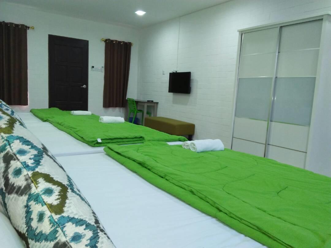 D Lima Beach Inn Pantai Cenang  Ngoại thất bức ảnh