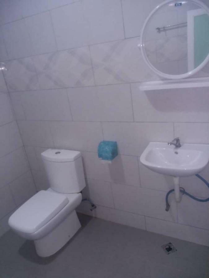 D Lima Beach Inn Pantai Cenang  Ngoại thất bức ảnh